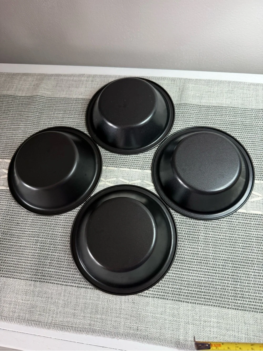 Set of 4 Black Round Baking Pans